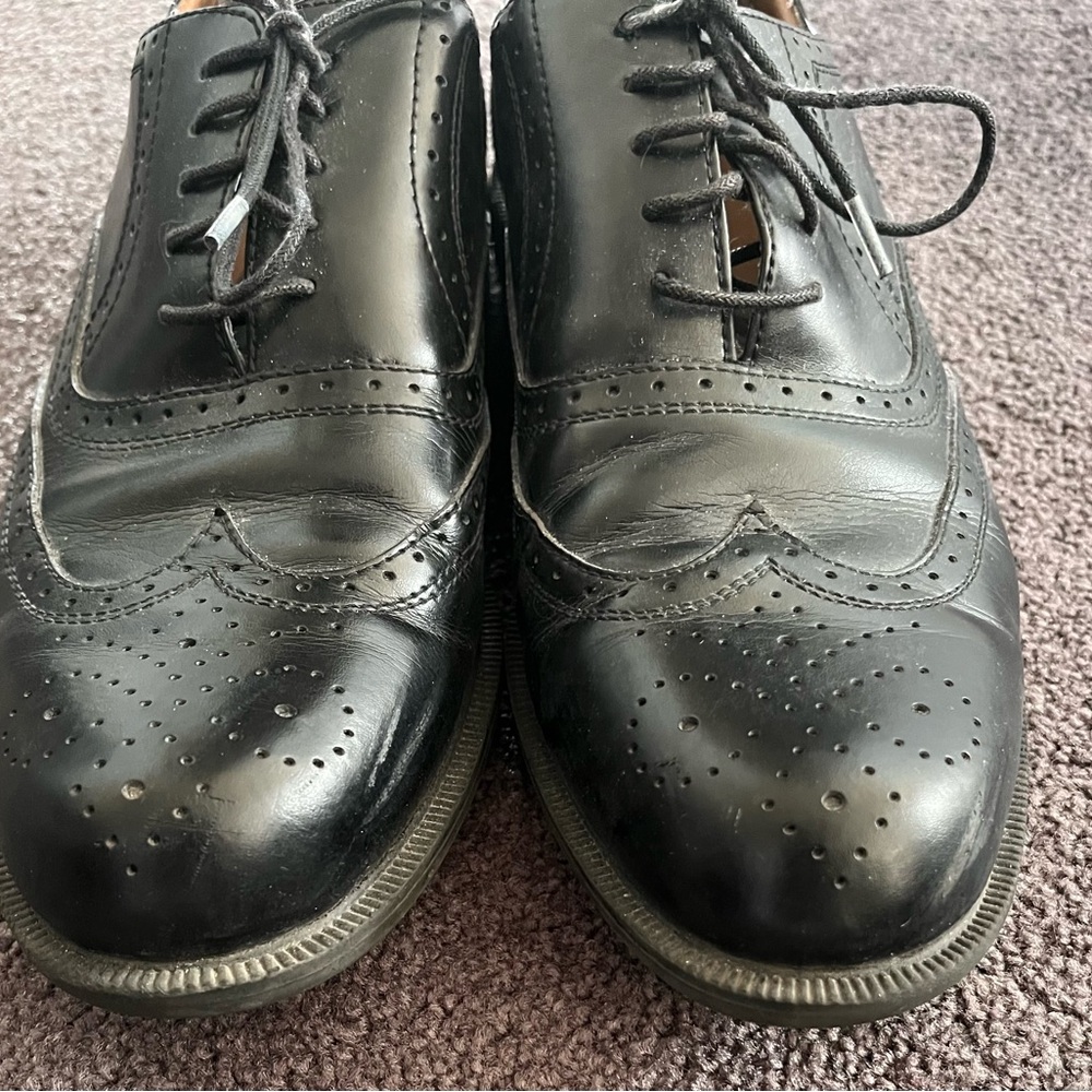 Florsheim Black Oxford Dress Shoes with Brogue Detailing